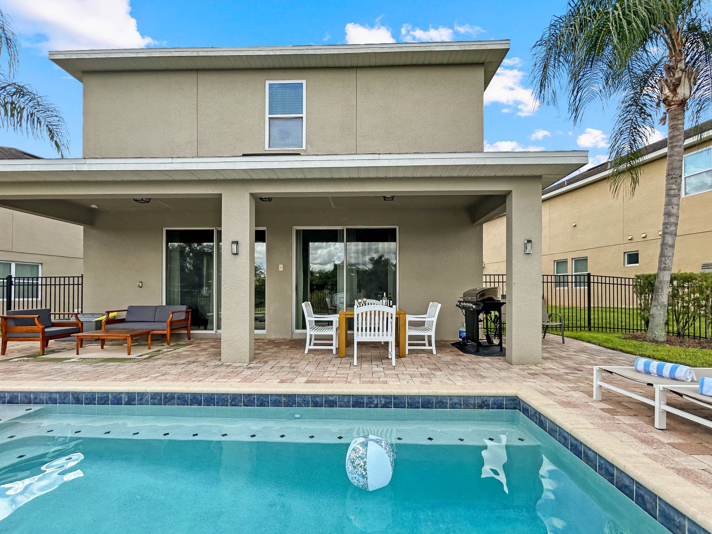 Is the pool safe for children?: faq photo